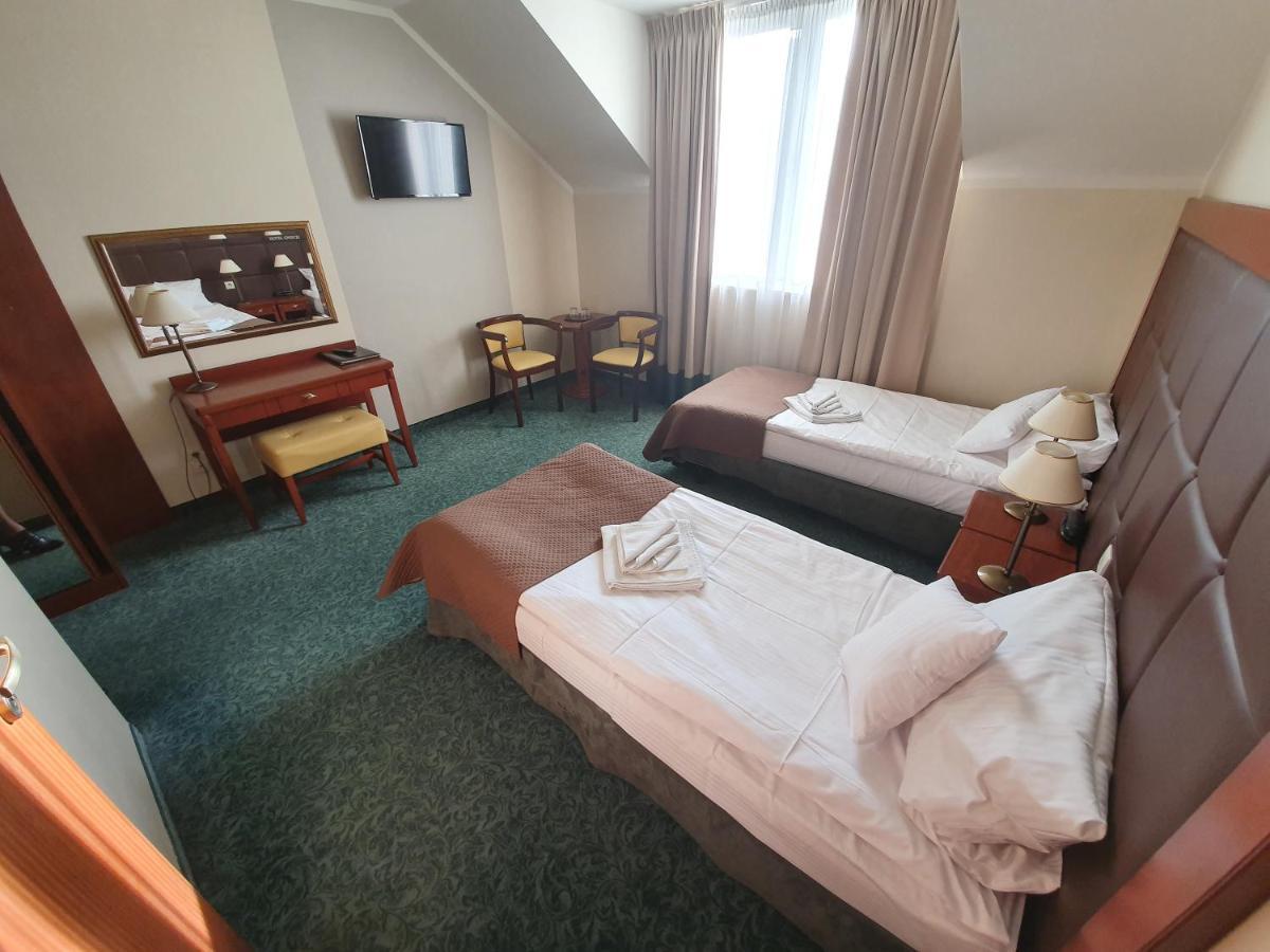 Hotel Gniecki Gdansk Przejazdowo Exterior foto