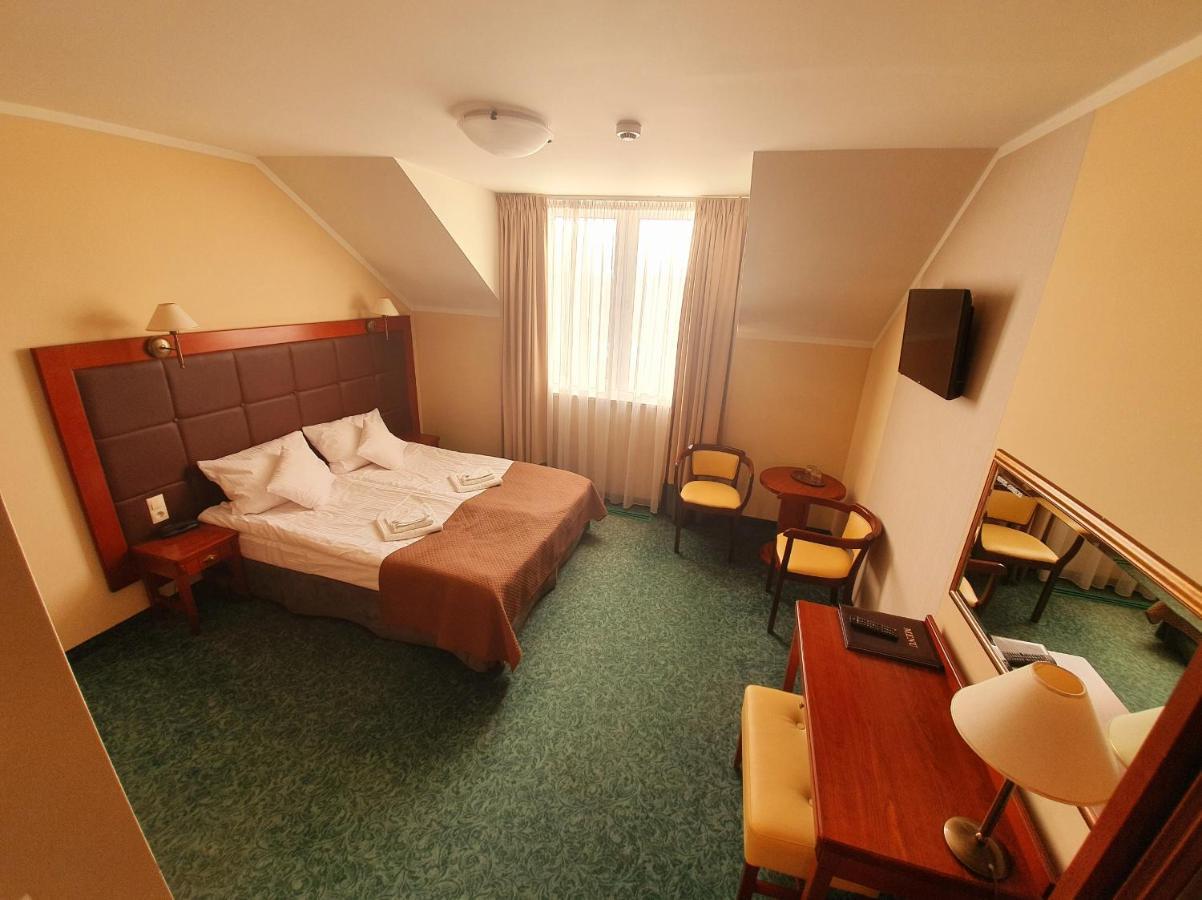 Hotel Gniecki Gdansk Przejazdowo Exterior foto