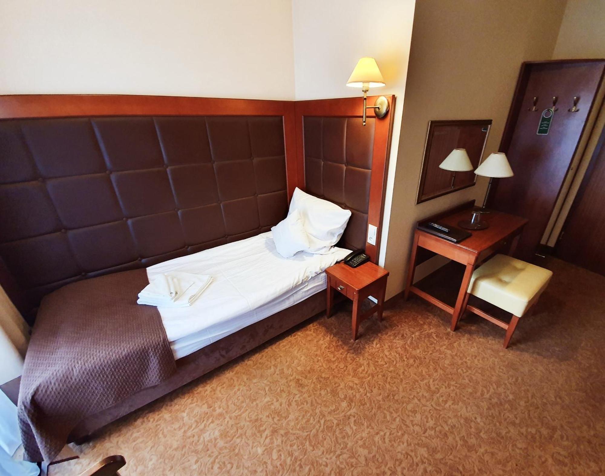 Hotel Gniecki Gdansk Przejazdowo Exterior foto